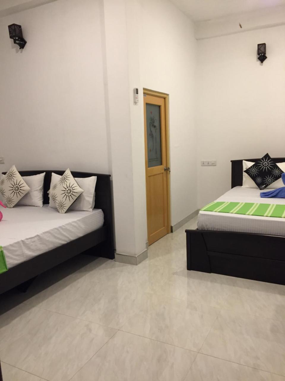 Sigiriya Green Garden Homestay ภายนอก รูปภาพ