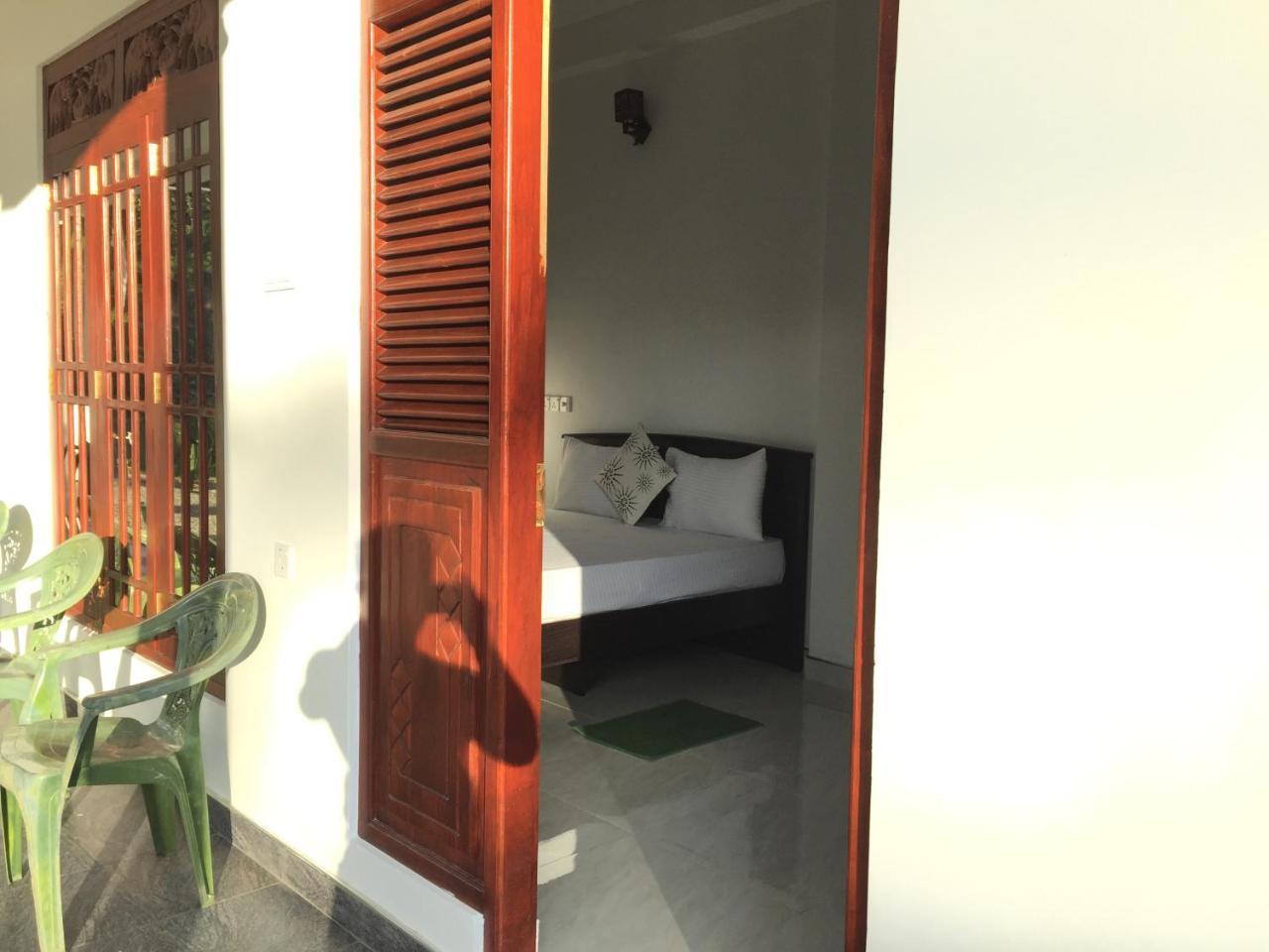 Sigiriya Green Garden Homestay ภายนอก รูปภาพ