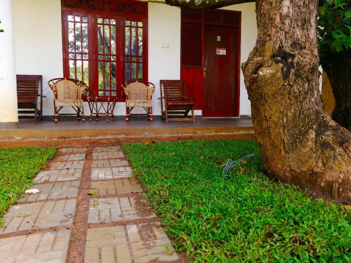Sigiriya Green Garden Homestay ภายนอก รูปภาพ